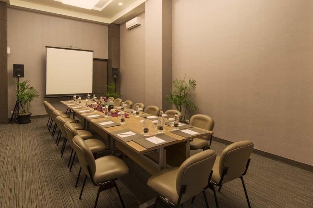 Pranaya Boutique Hotel Serpong Exterior photo